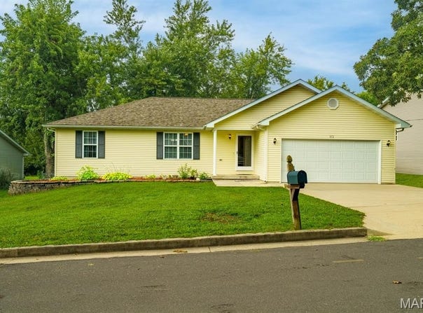 573 Maplewood Drive, Rolla, MO 65401