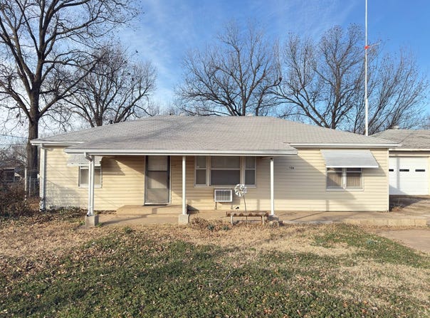 726 S Flormable, Ponca City, OK 74601
