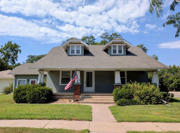 313 N Christian Ave, Moundridge, KS 67107
