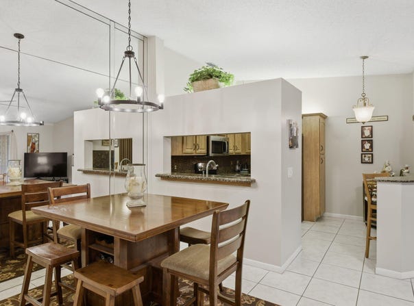 13811 Oneida Drive, Delray Beach, FL 33446