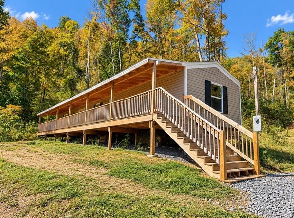 2050 RED SPRINGS ROAD, ALDERSON, WV 24910