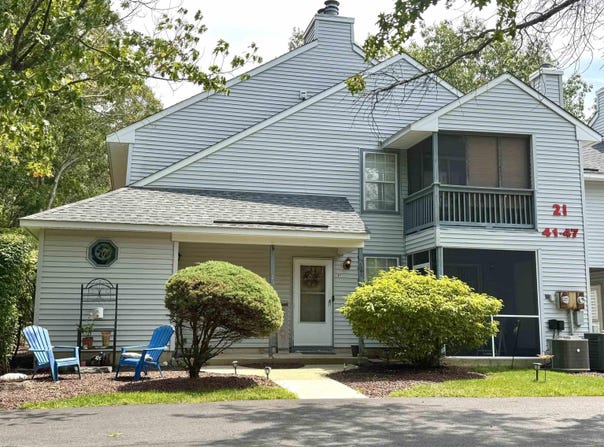 41 Waterview Dr, Galloway Township, NJ 08205