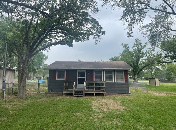 24857 Lakeview (CR 360), Mathis, TX 78368