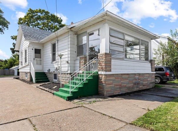 613 Meigs, Sandusky, OH 44870