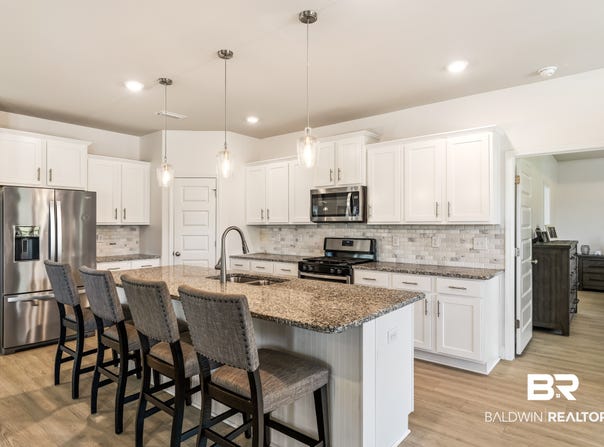 24658 Smarty Jones Circle, Daphne, AL 36526