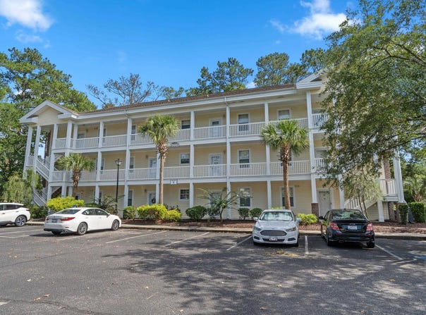 4221 Hibiscus Dr., Little River, SC 29566