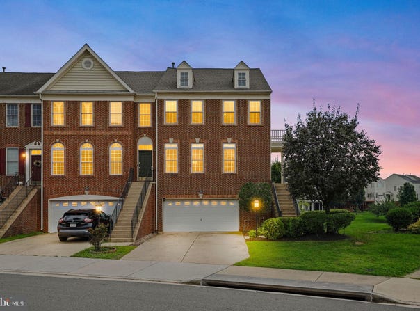 22585 WELBORNE MANOR Square, ASHBURN, VA 20148