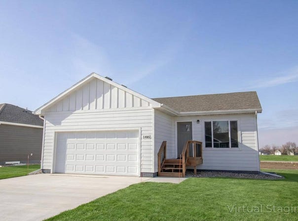1485 Jefferson Lane, Rock Valley, IA 51247