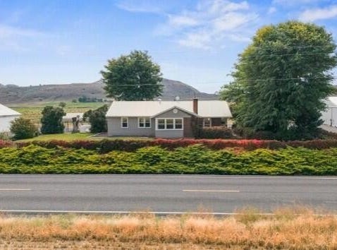 892 Cross Road, Klamath Falls, OR 97603