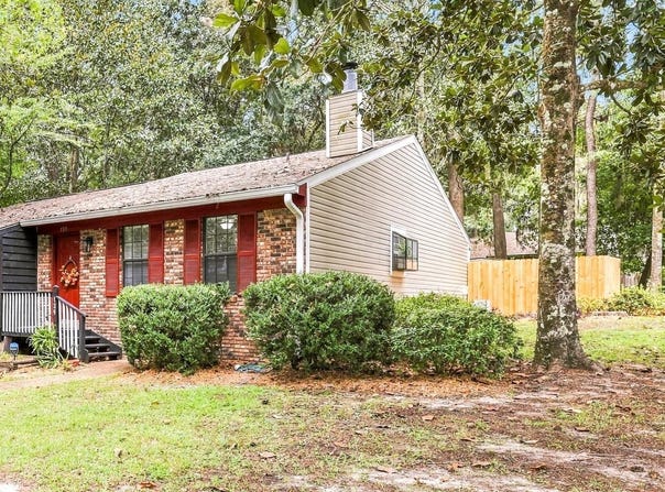 139 PARKBROOK Circle, Tallahassee, FL 32301
