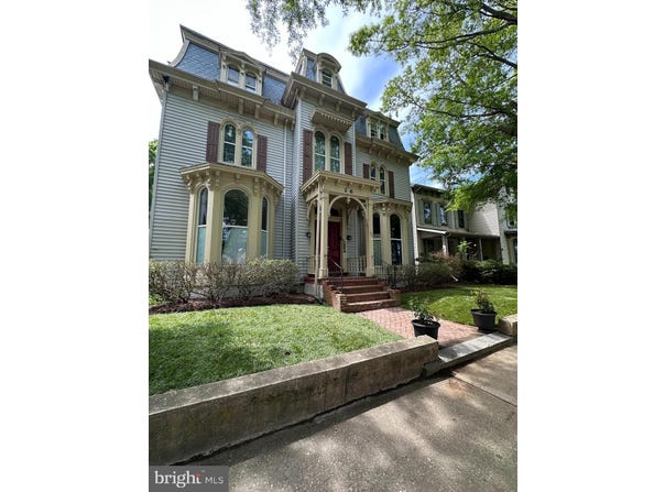26 S STATE Street, DOVER, DE 19901