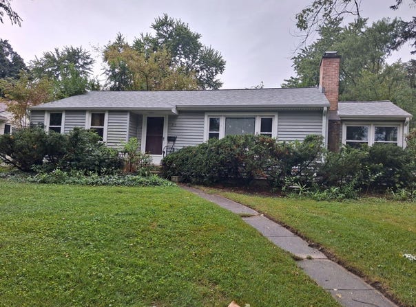 712 Prairie Avenue, Barrington, IL 60010