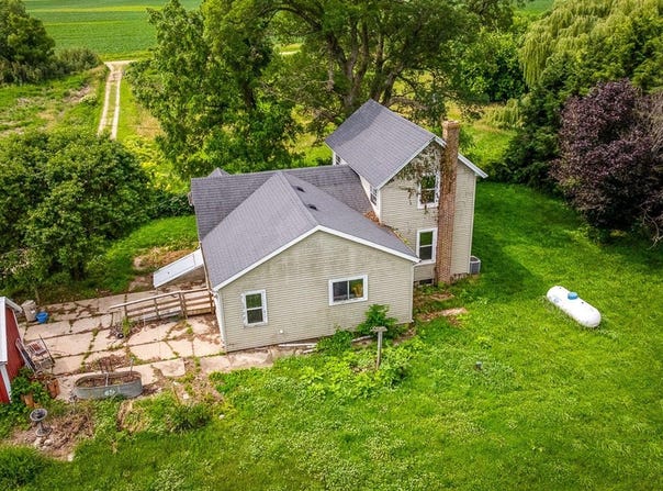 9836 E Maize Road, RIDOTT, IL 61067