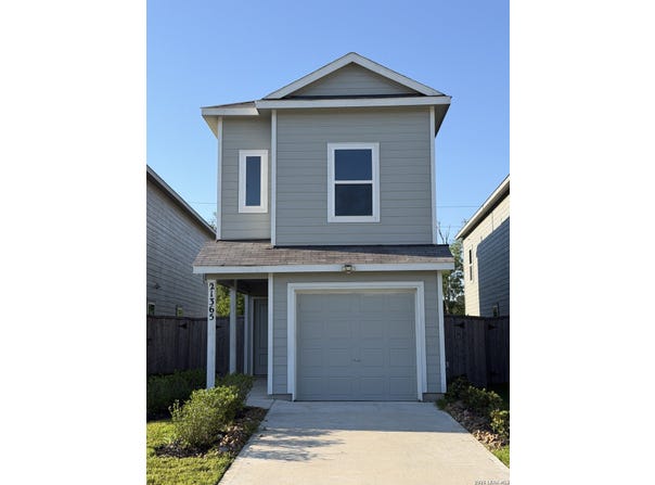 21365 Carosella Dr, New Caney, TX 77357