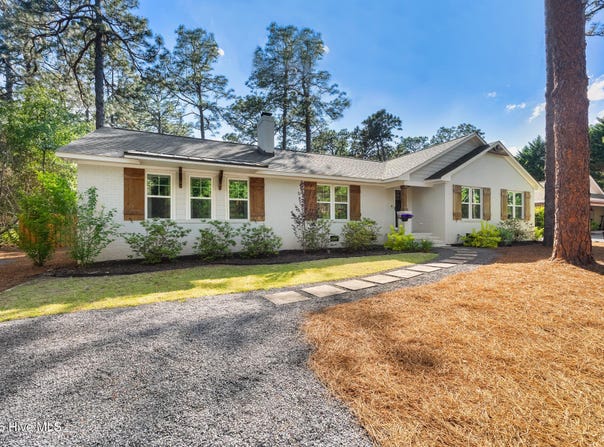 5 Mcleod Road, Pinehurst, NC 28374