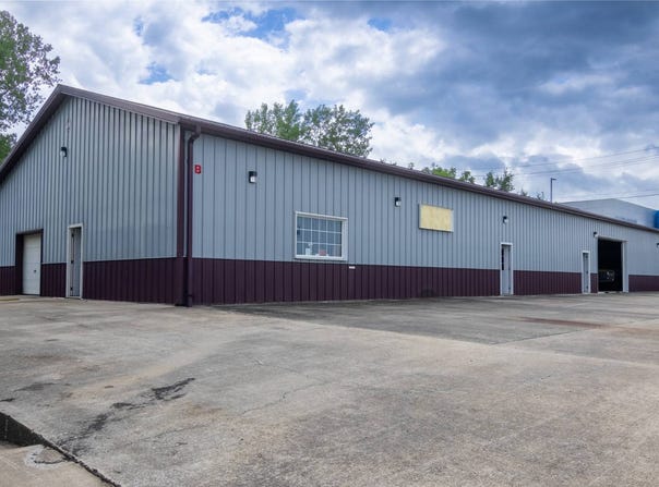 1000 Baldwin Rd, Cameron, MO 64429