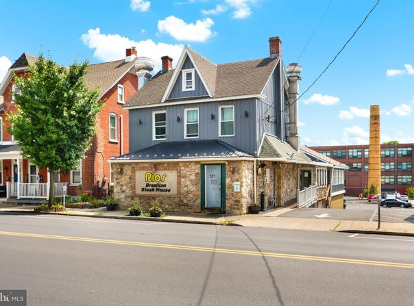 127 S BROAD Street, NAZARETH, PA 18064