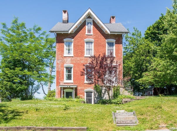33 Cliff Street, Beacon, NY 12508