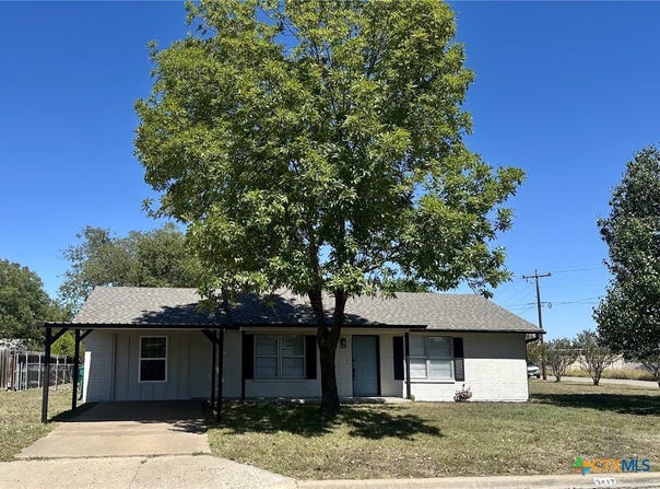 3417 Crown Drive, Gatesville, TX 76528
