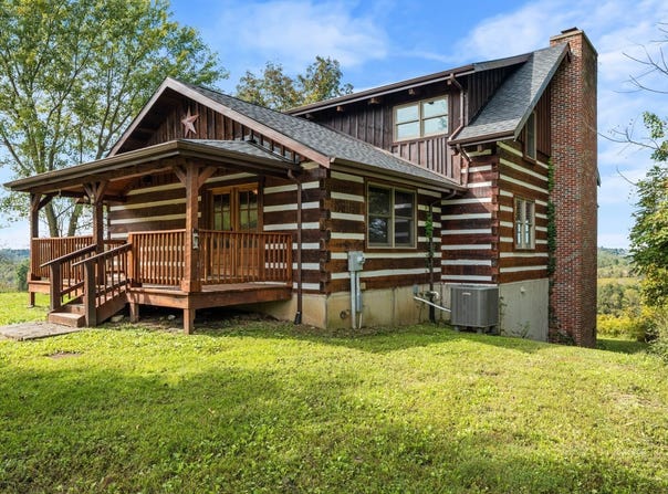 15500 Slab Road, Shade, OH 45776