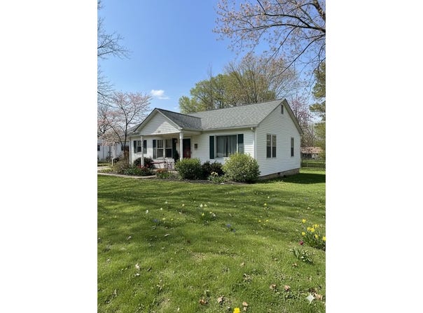 109 Jean St, PARIS, TN 38242
