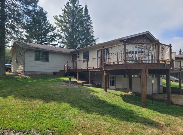 650 DYER PARK ST N, Eagle River, WI 54521