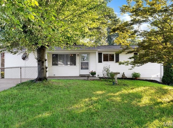 1757 Engle Drive, Arnold, MO 63010