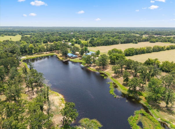 992 RS County Road 4325, Emory, TX 75440