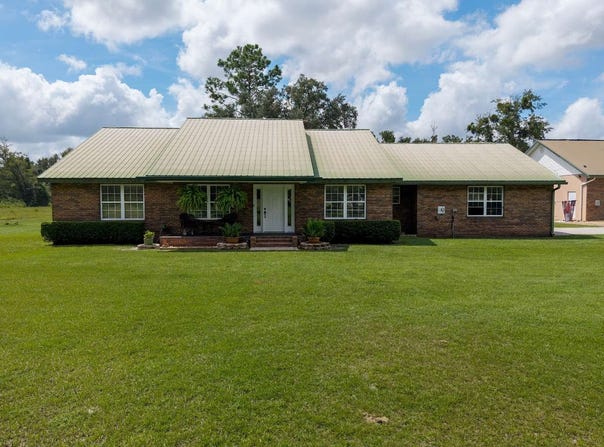 16944 CR 252, McAlpin, FL 32062