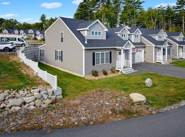 61 Brook Hill, Meredith, NH 03253