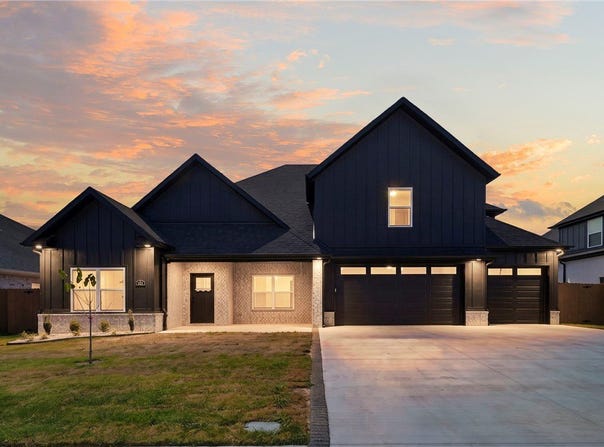 321 Morgan Street, Centerton, AR 72719