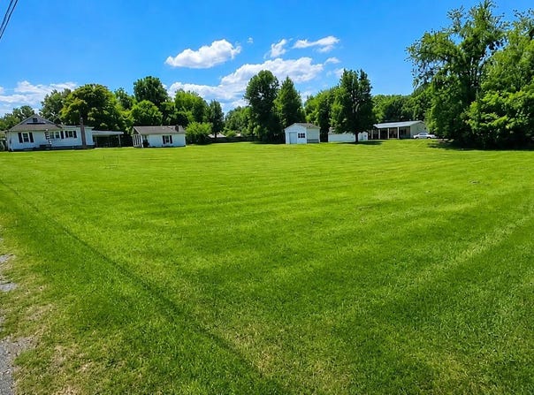 Smith Avenue, Erwin, TN 37650