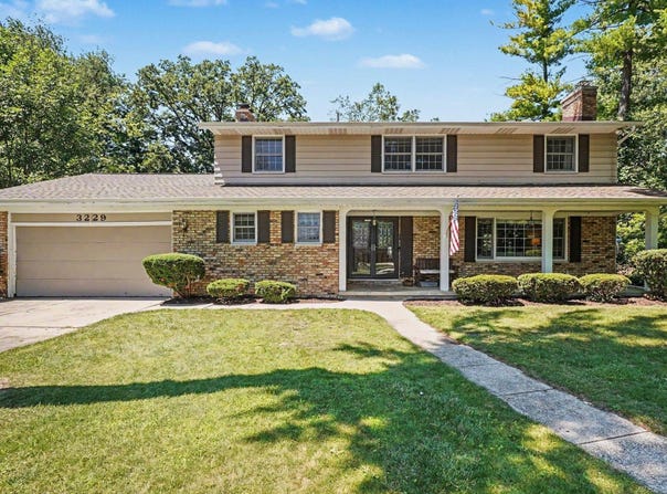 3229 Delevan Drive, Saginaw, MI 48603