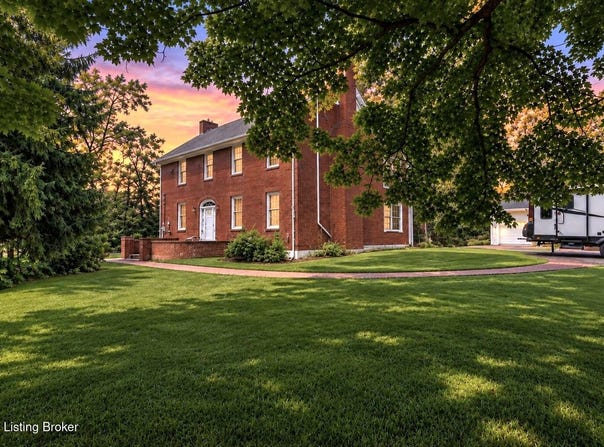 243 Kool Springs Dr, Shepherdsville, KY 40165