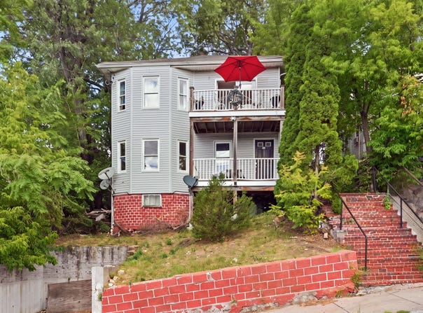 10 Fremont Ave, Everett, MA 02149