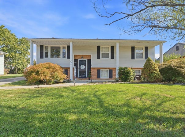 6333 Greenway Dr, Roanoke, VA 24019