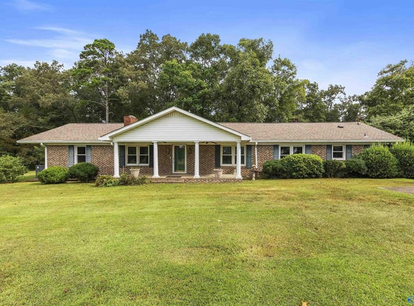 247 W Willow Tree Lane, Union Grove, AL 35175