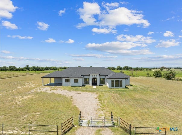 11240 Pendleton-Troy Rd, Troy, TX 76579
