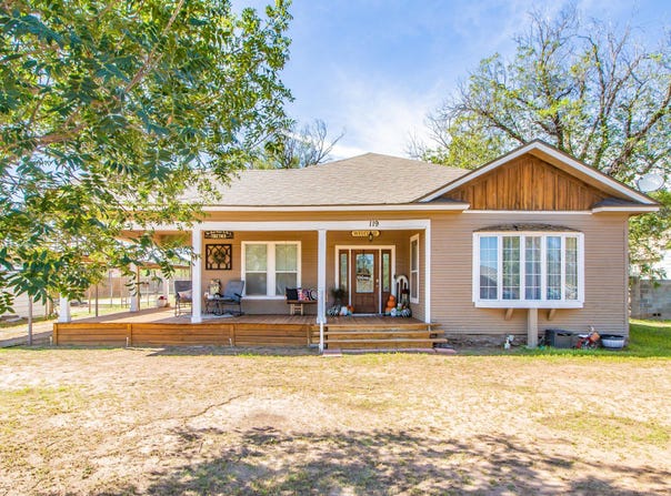 119 N Avenue P, Post, TX 79356