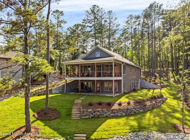 517 Transom Dr, Jacksons Gap, AL 36861
