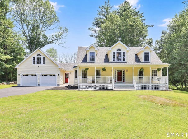 32 Laurel Drive, Willington, CT 06279