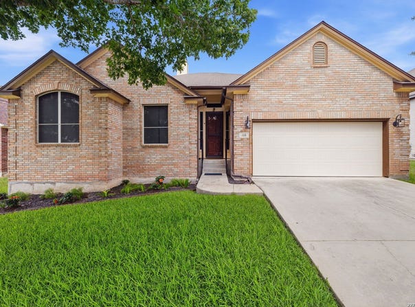 108 Shadow Mt. Dr, Cibolo, TX 78108