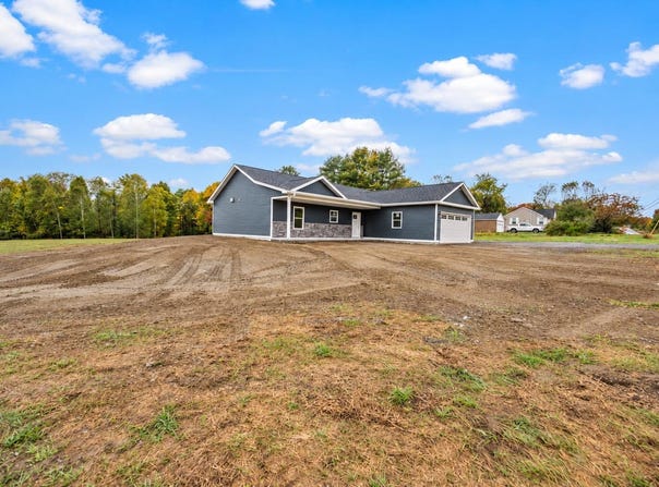 38 Webb Road, Waterville, ME 04901