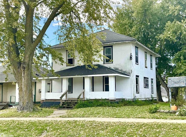 1100 S Main, Centerville, IA 52544