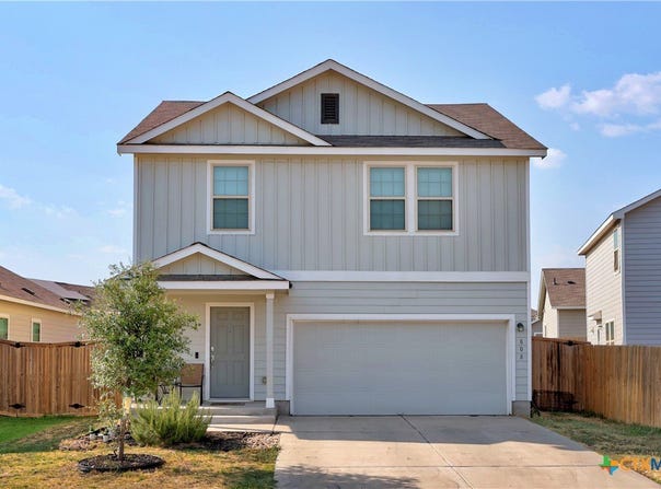 808 Circle Way, Jarrell, TX 76537