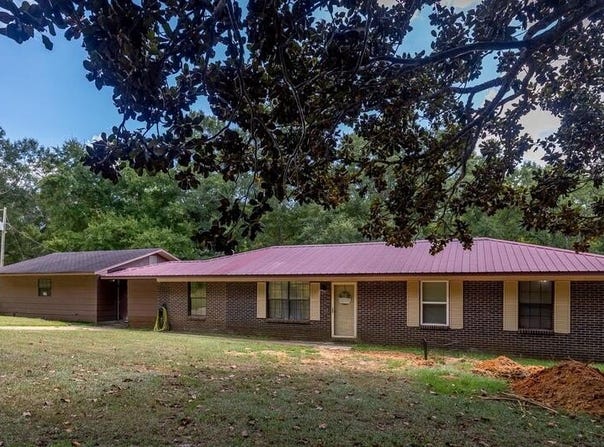 165 County Road 313, Ozark, AL 36360