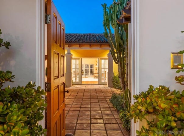12364 Kingsgate Square, San Diego, CA 92128