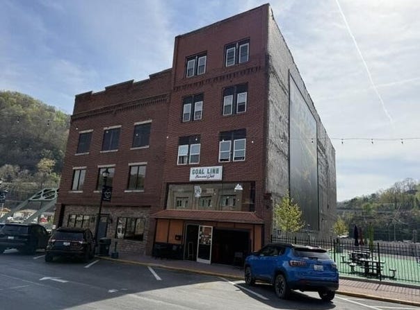 426 Main Street, Hazard, KY 41701