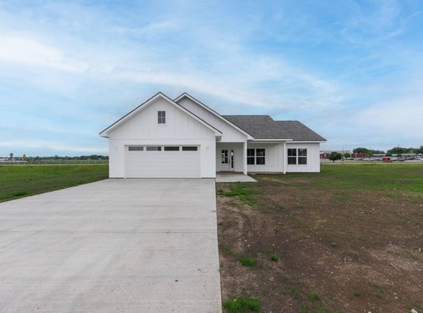 617 Catalpa, Independence, KS 67301