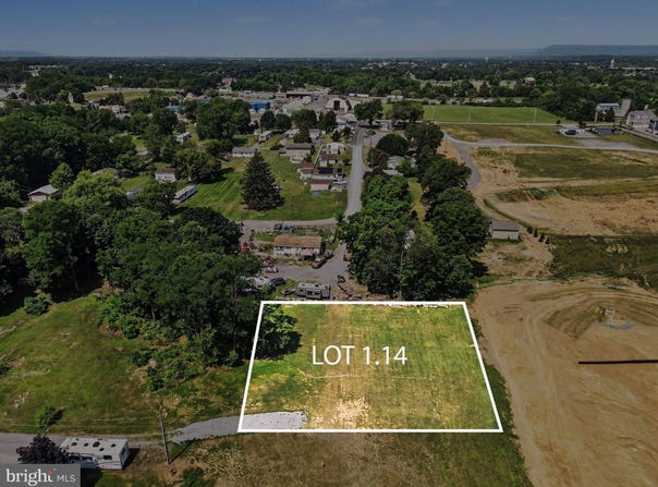 PARADISE Drive, CARLISLE, PA 17015